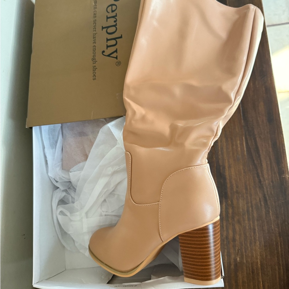 Tan Women's Boots